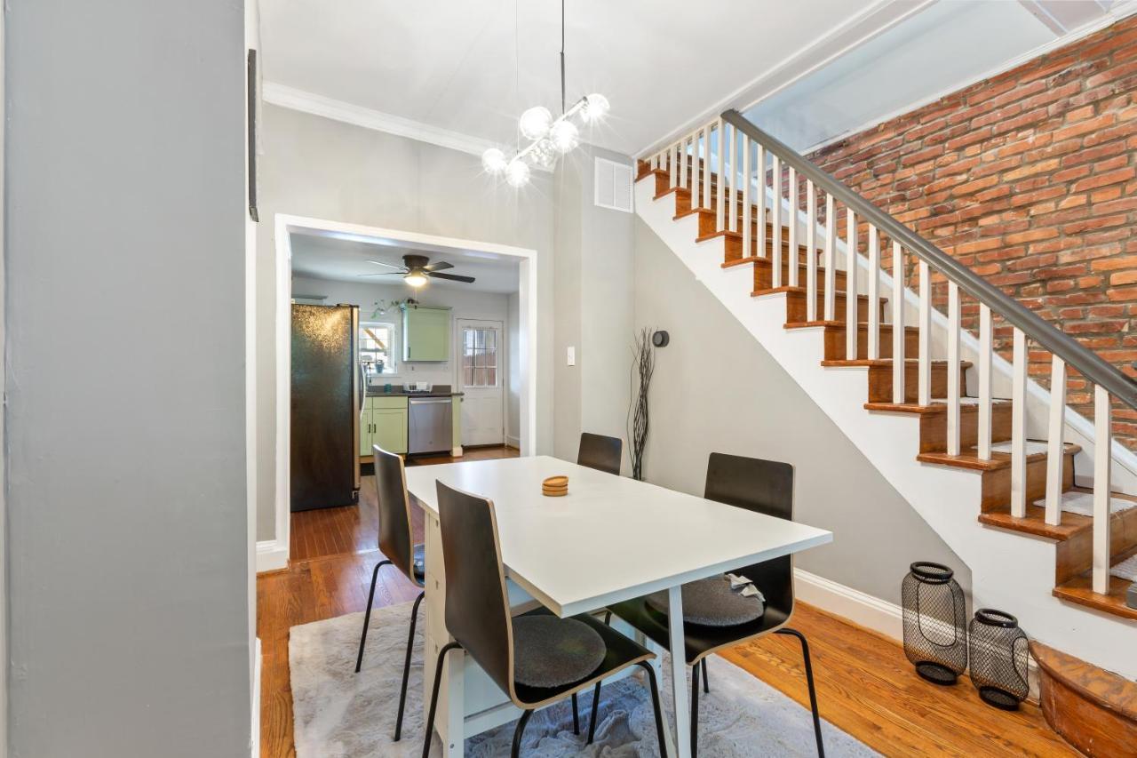 Pristine Townhouse With Rooftop Deck Near Canton! ボルティモア エクステリア 写真