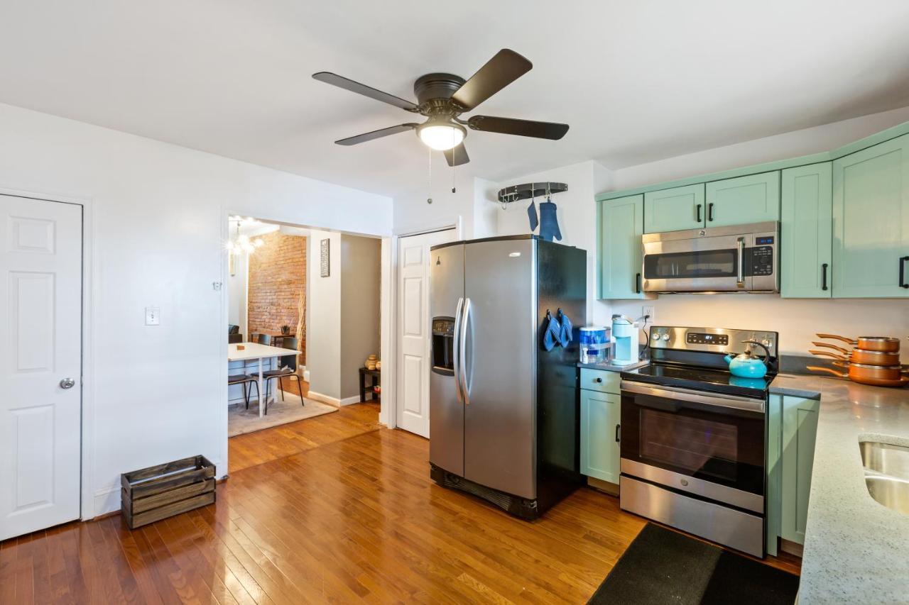 Pristine Townhouse With Rooftop Deck Near Canton! ボルティモア エクステリア 写真
