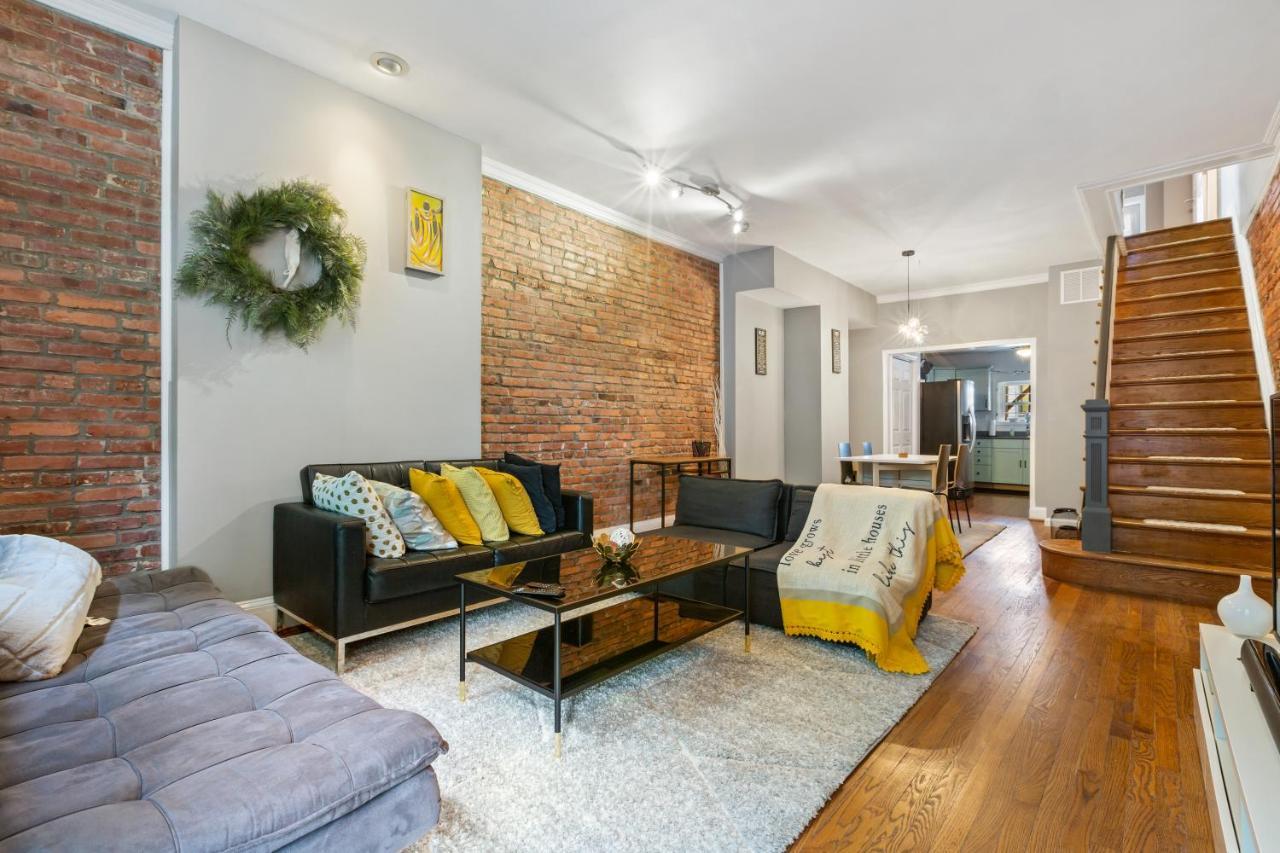 Pristine Townhouse With Rooftop Deck Near Canton! ボルティモア エクステリア 写真