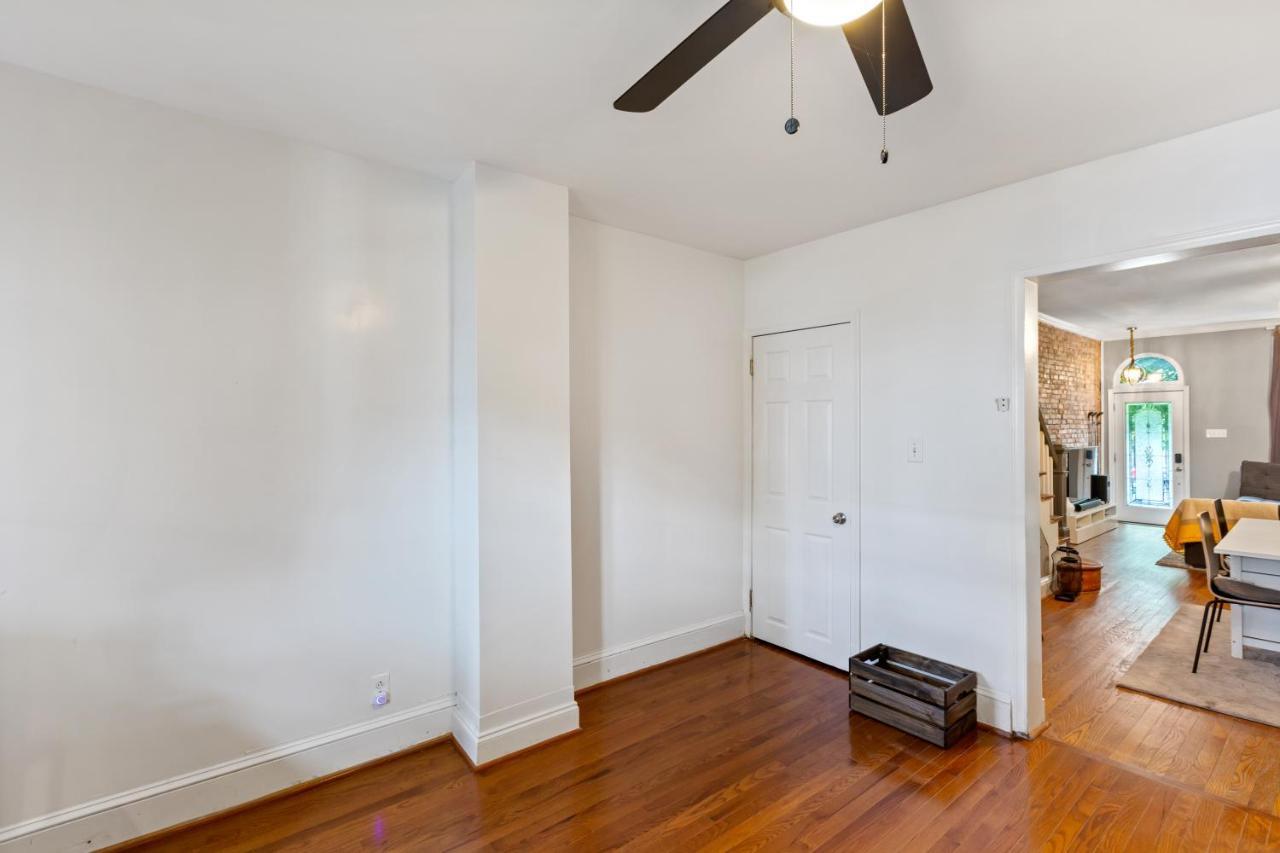 Pristine Townhouse With Rooftop Deck Near Canton! ボルティモア エクステリア 写真