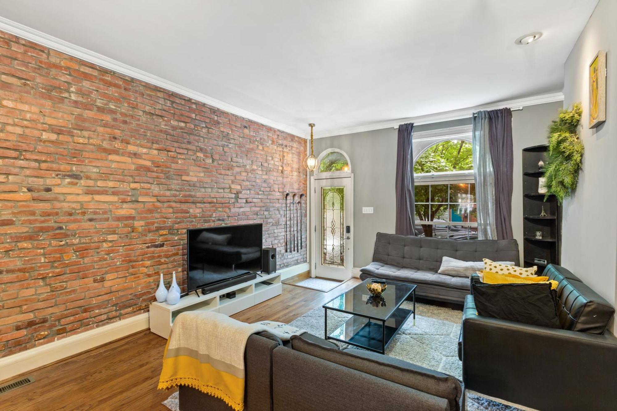 Pristine Townhouse With Rooftop Deck Near Canton! ボルティモア エクステリア 写真