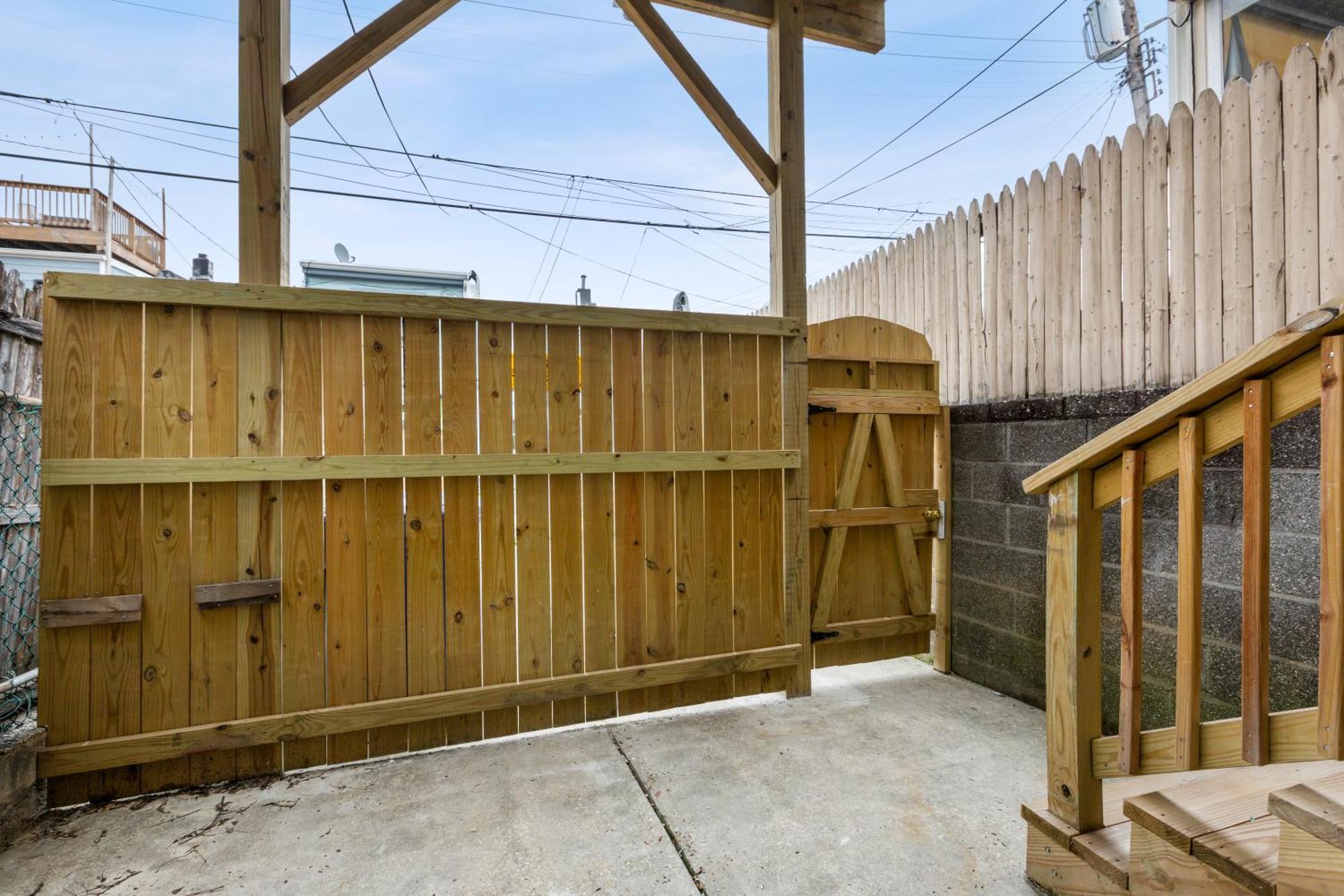 Pristine Townhouse With Rooftop Deck Near Canton! ボルティモア エクステリア 写真