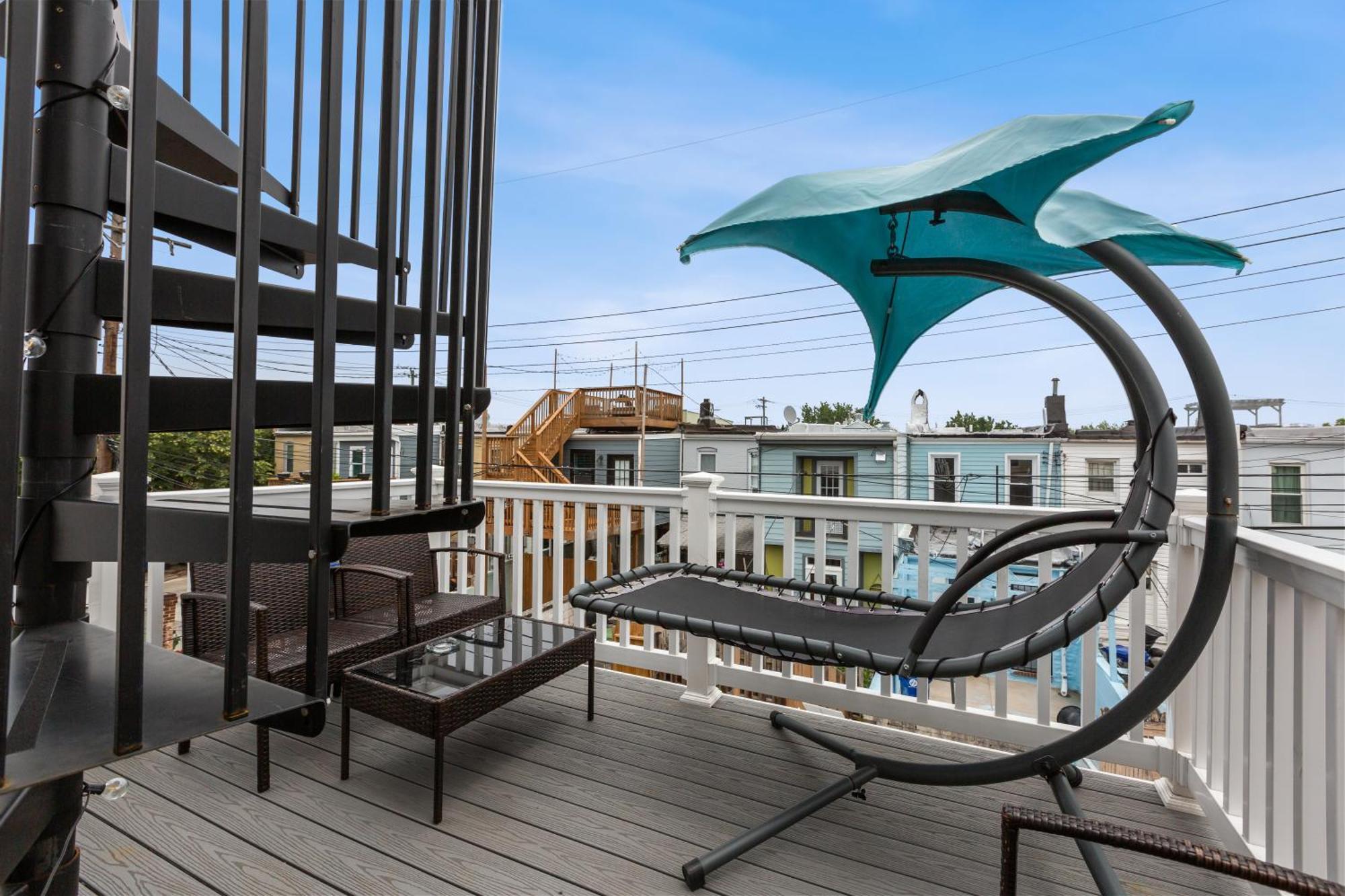 Pristine Townhouse With Rooftop Deck Near Canton! ボルティモア エクステリア 写真